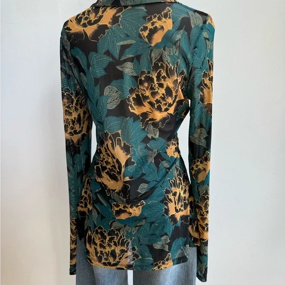 Free People Top - Picture 2 of 4